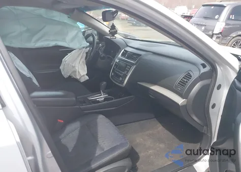 2017 Nissan Altima 2.5 Sv z USA, uszkodzony, nr VIN 1N4AL3AP3HC250163